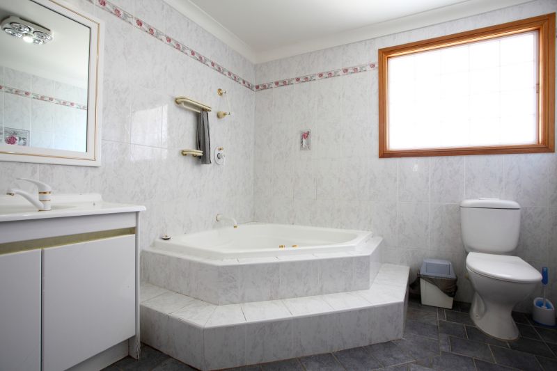Top Bathtub Installation Companies in Wellington, OH